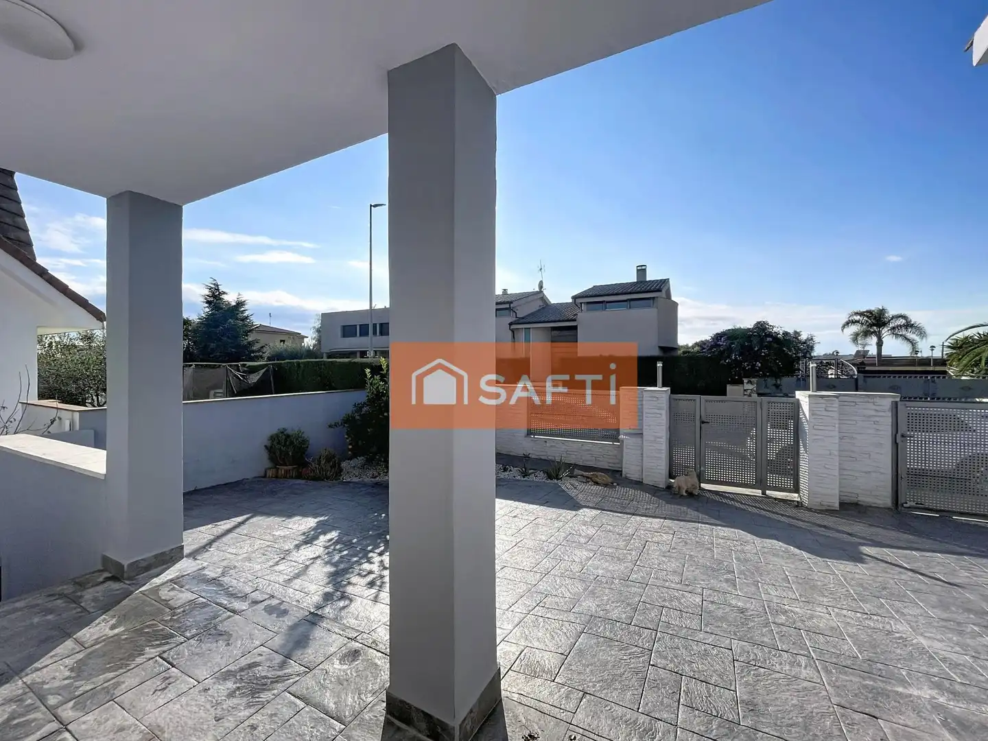 Exterior view of Houses for sale in Pacs del Penedès  with Air Conditioner, Heating and Terrace