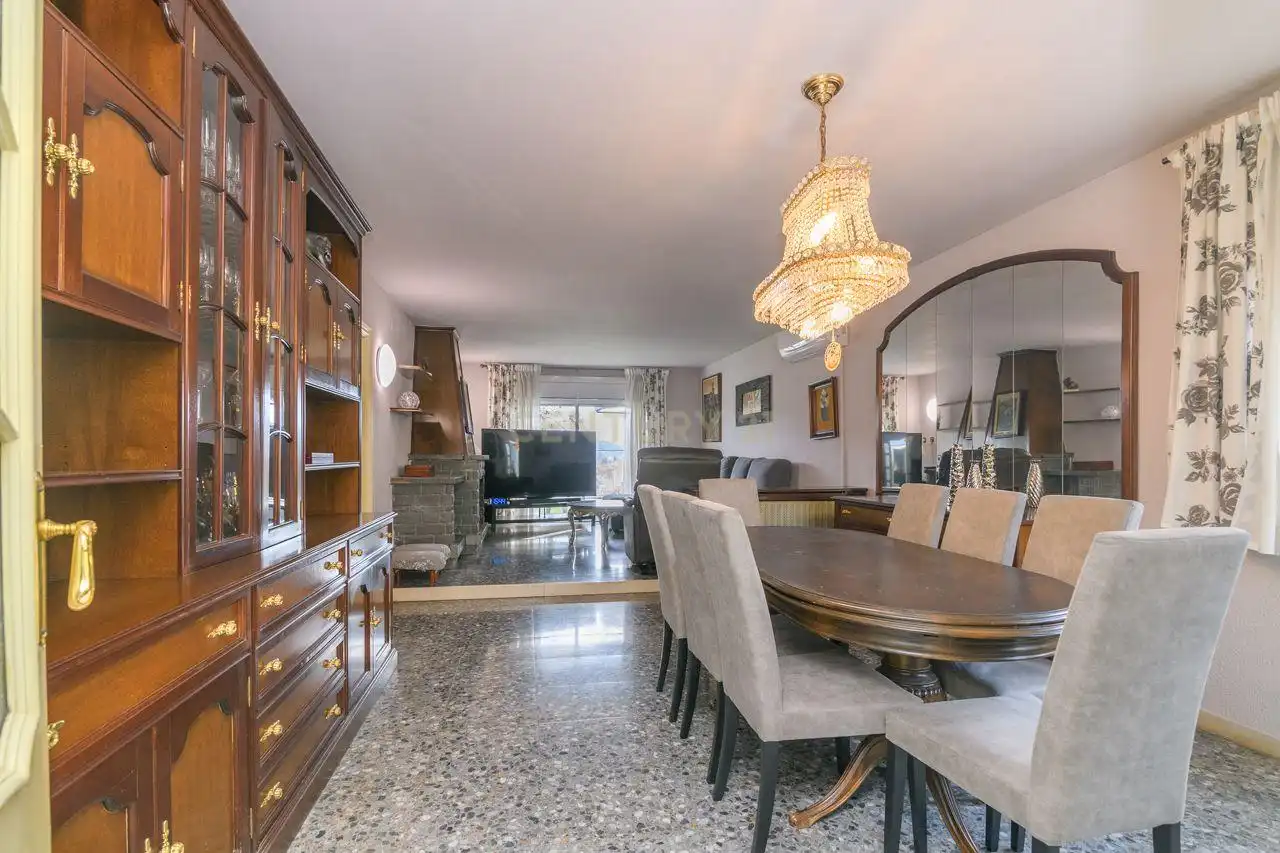 Casa con jardín en venta en Sant Vicenç Dels Horts, imagen 5