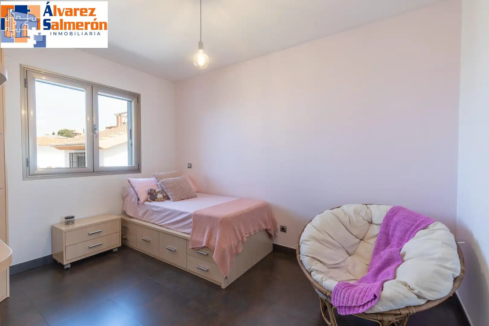 Schlafzimmer von Haus oder Chalet zum Verkauf in Alfacar mit Heizung und Schwimmbad