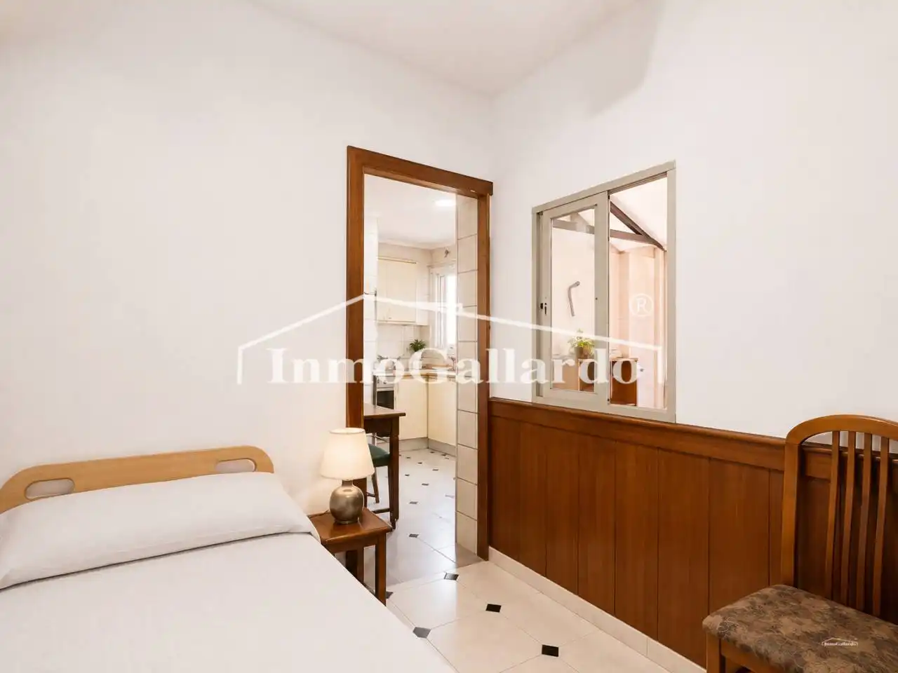 Bedroom of Flat for sale in Málaga  with Terrace and Storage room