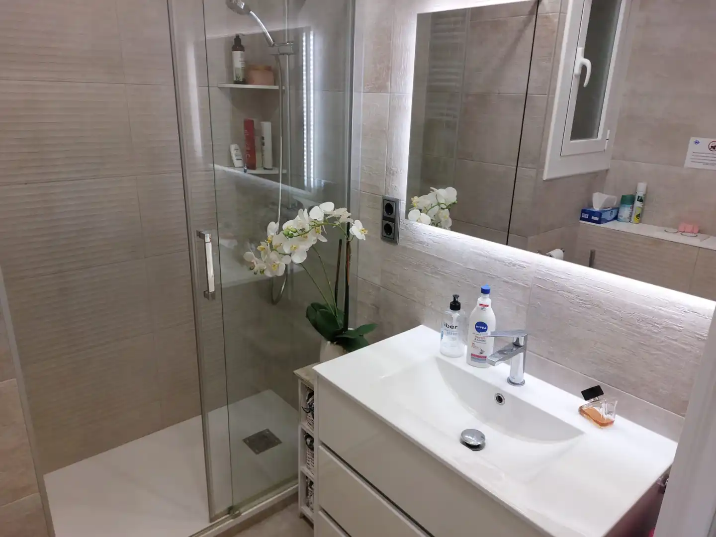 Baño de Piso en venta en Barcelona con Calefacción