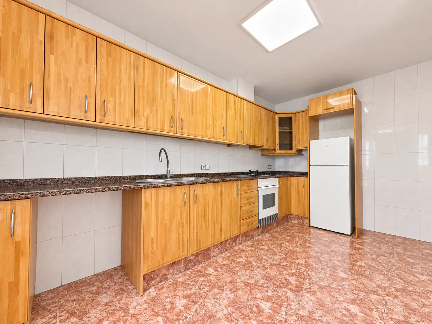 Semi-detached house with terrace for sale in Marianao, imagen 17