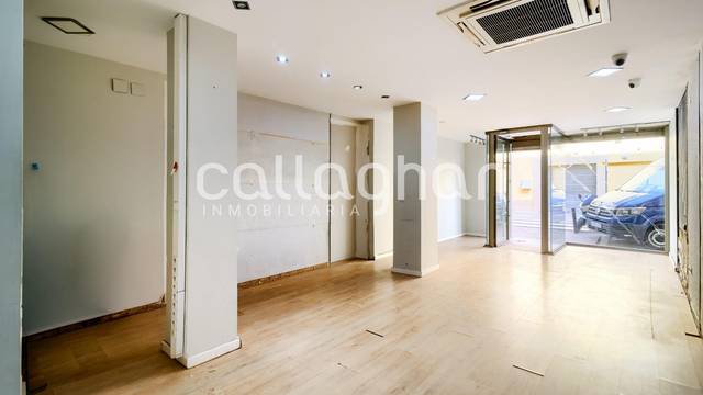 Oficina en Alquiler en Calle de Ramón Muntaner en Avenida de la Paz