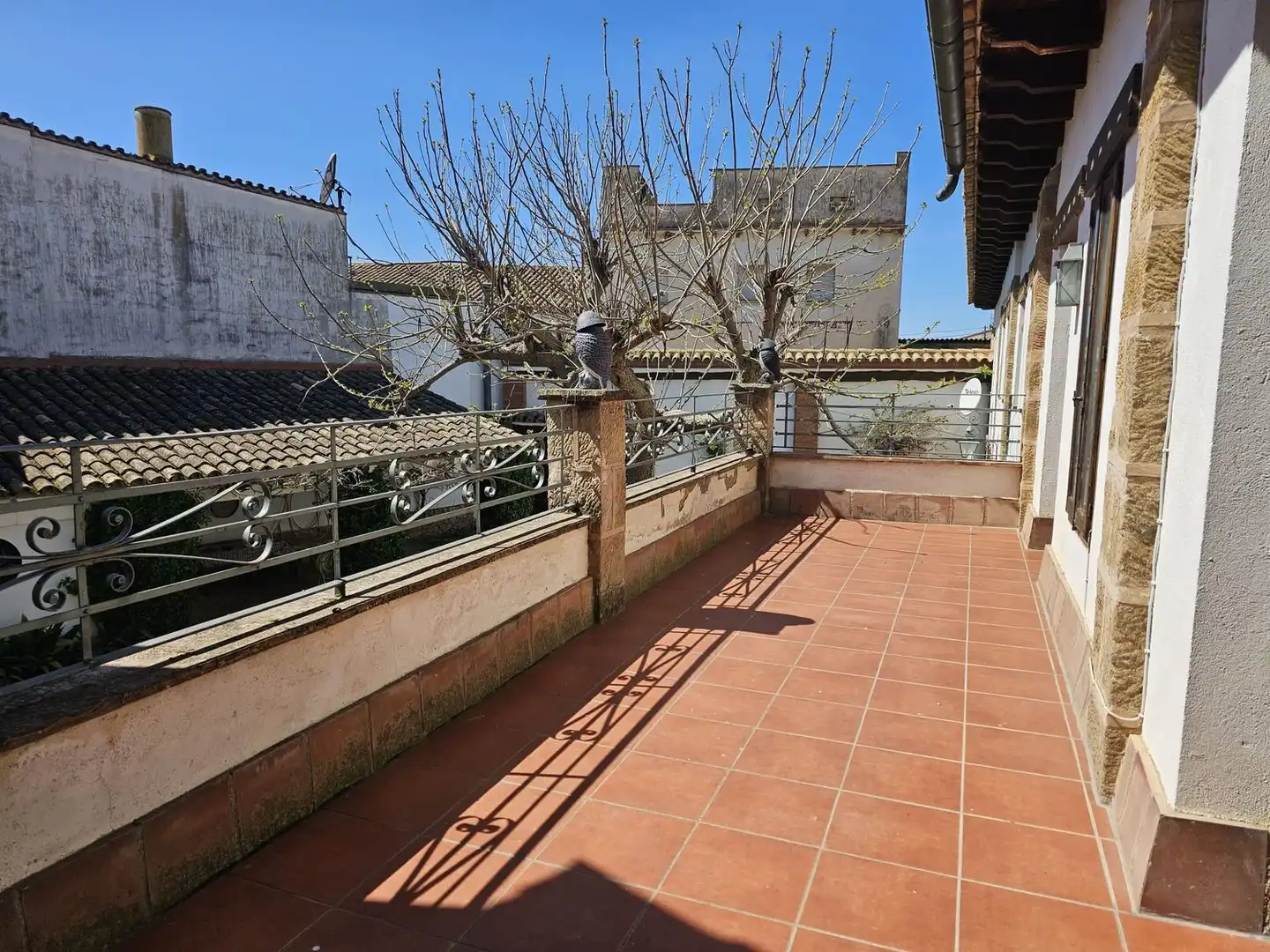 Terrassa de Casa o xalet en venda en Pueyo de Santa Cruz amb Terrassa, Traster i Piscina comunitària