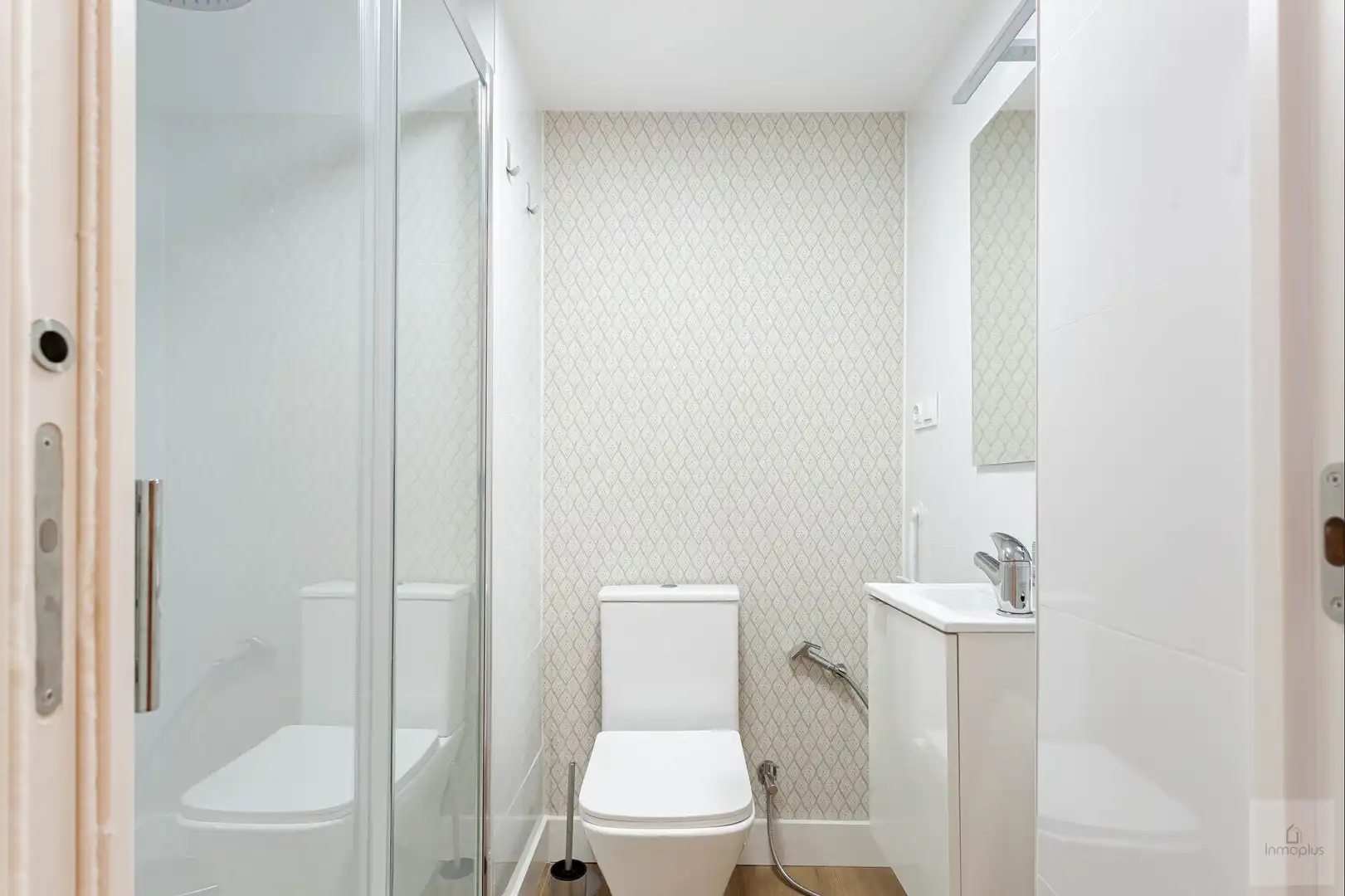 Bathroom of Flat for sale in Móstoles  with Air Conditioner, Terrace and Furnished