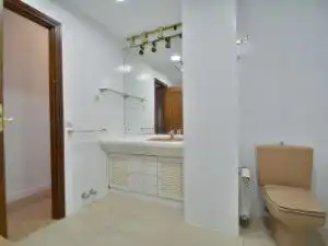 Baño de Piso de alquiler en Madrid con Calefacción