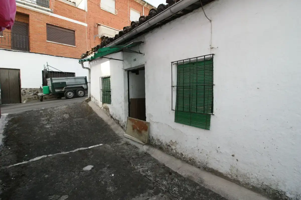 Vista exterior de Casa o chalet en venta en Arenas de San Pedro