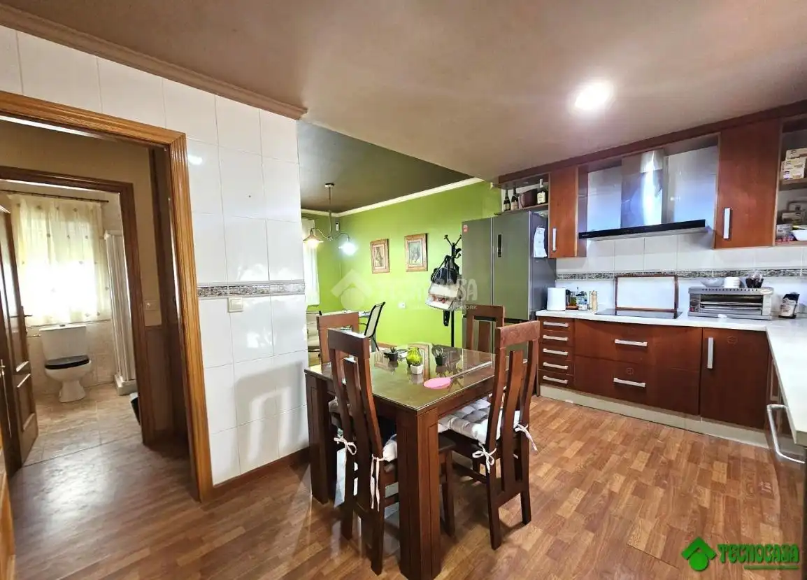 Casa adosada en venta en Pedanías - Extrarradio