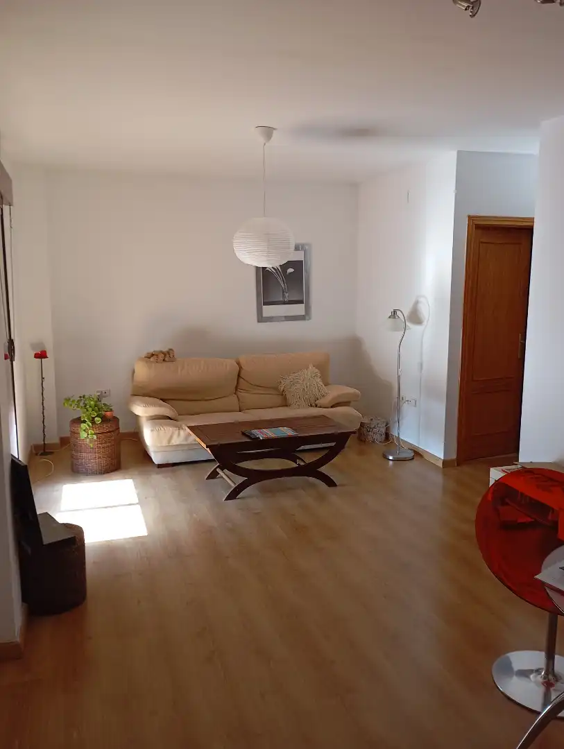 Sala d'estar de Àtic en venda en Churriana de la Vega amb Calefacció, Terrassa i Moblat