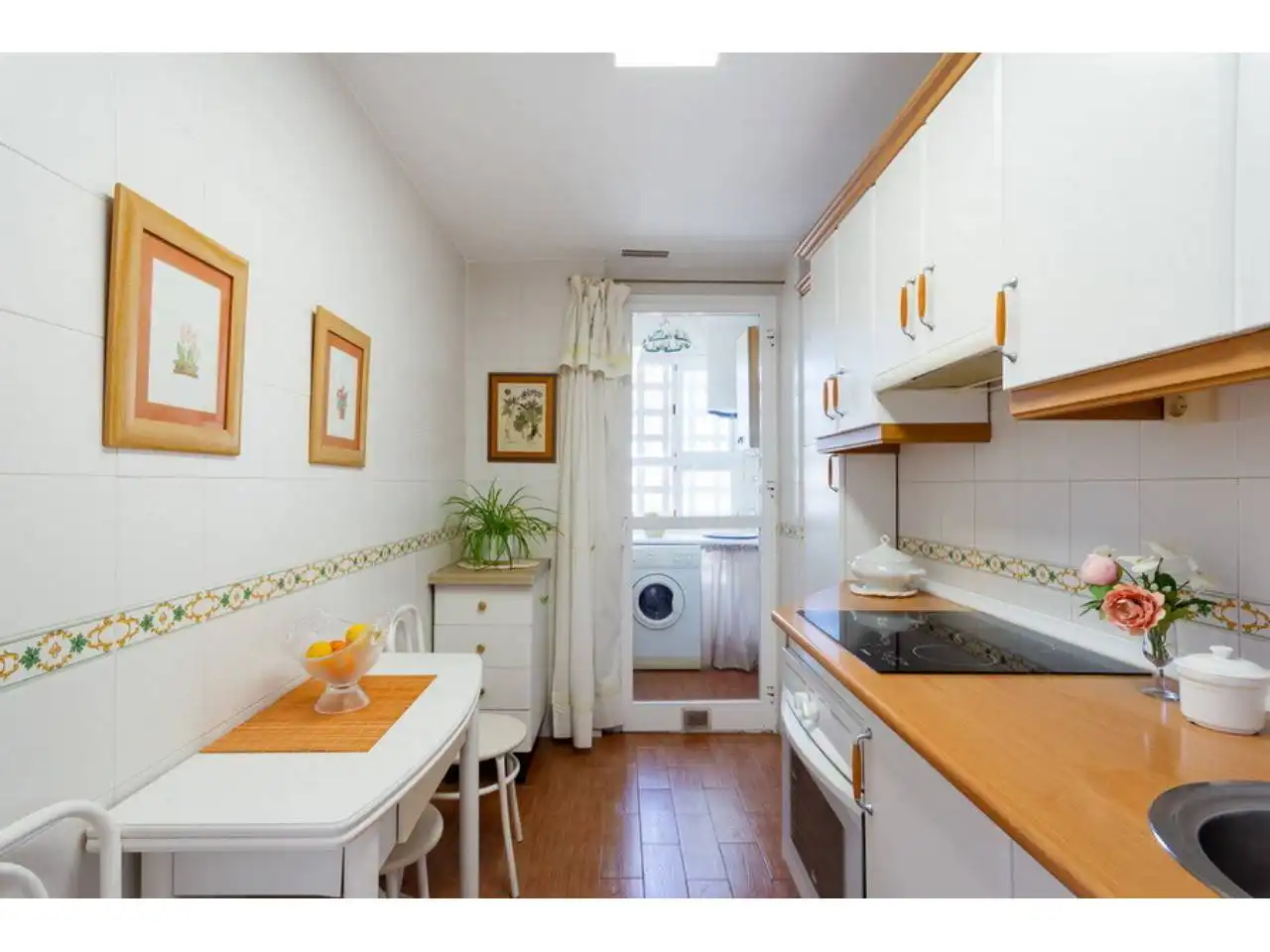 Cocina de Apartamento en venta en Almuñécar con Aire acondicionado y Piscina comunitaria