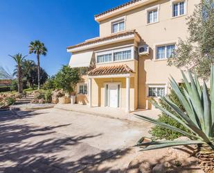 Vista exterior de Casa o xalet en venda en Elche / Elx amb Aire condicionat, Terrassa i Piscina