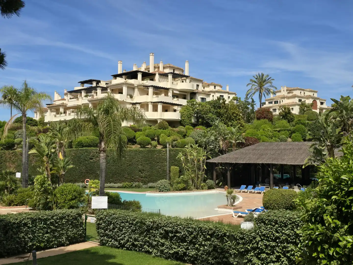 Piso en venta en Urbanización Capanes Norte, Los Arqueros - Puerto del Almendro