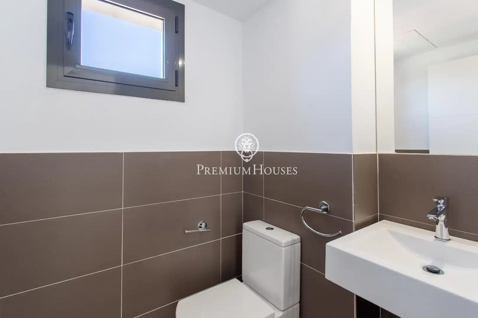 Baño de Casa o chalet en venta en Mataró con Aire acondicionado, Calefacción y Jardín privado