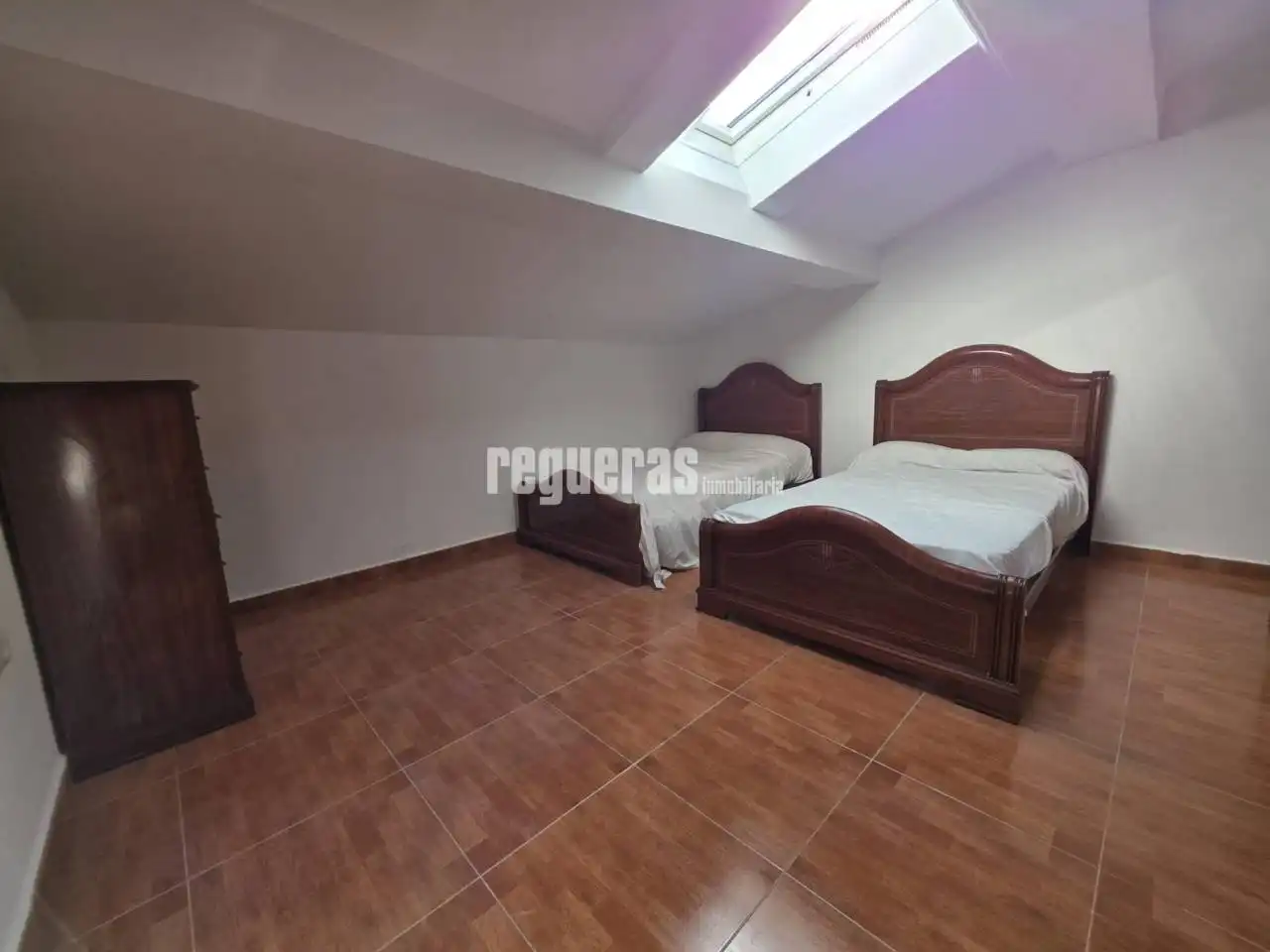 Habitación de Casa o chalet en venta en Avilés con Calefacción, Jardín privado y Amueblado