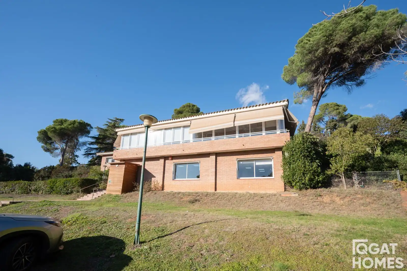 Exterior view of Houses for sale in Sant Cugat del Vallès  with Air Conditioner, Heating and Alarm