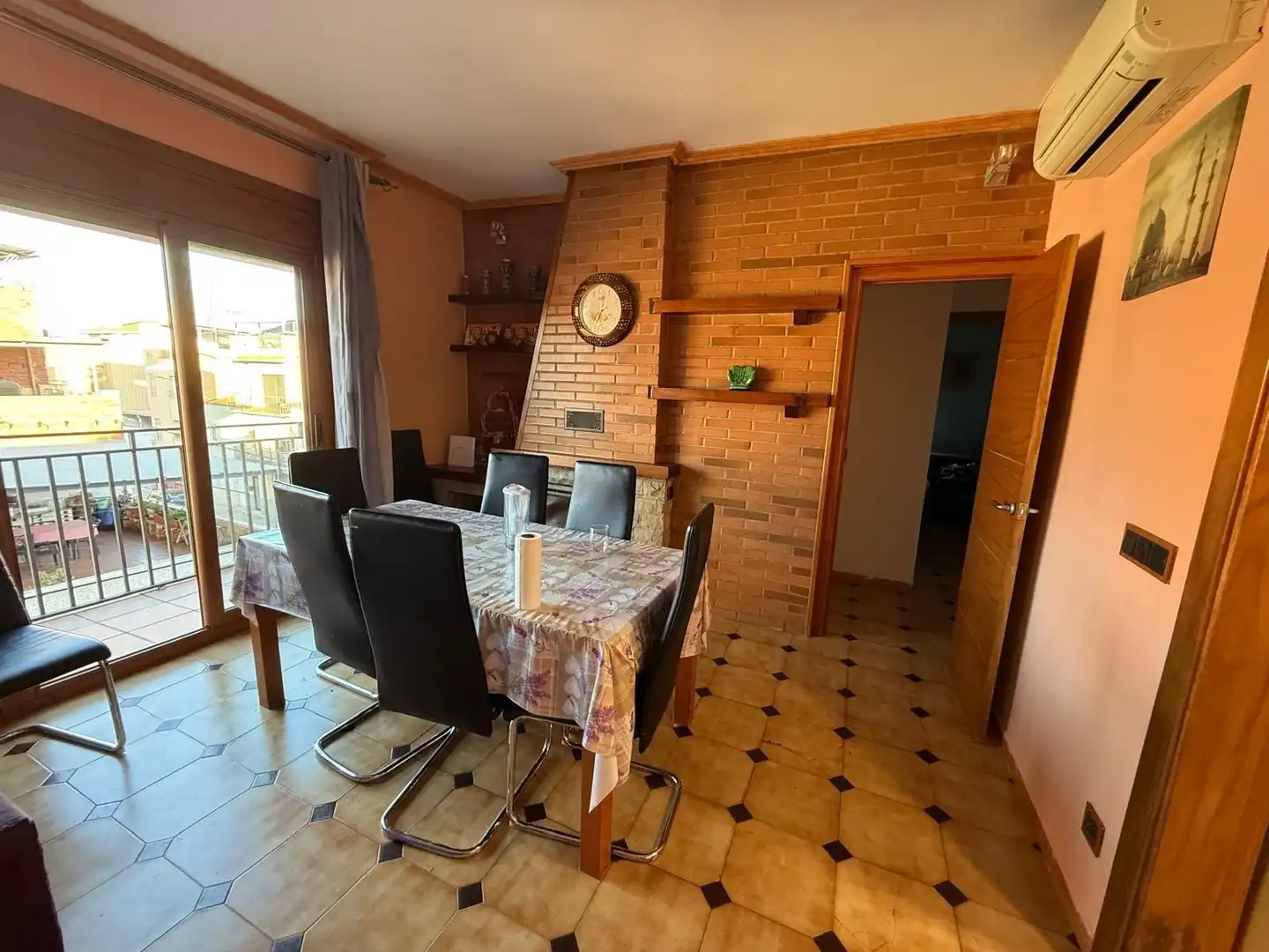 Comedor de Piso en venta en Sabadell con Balcón