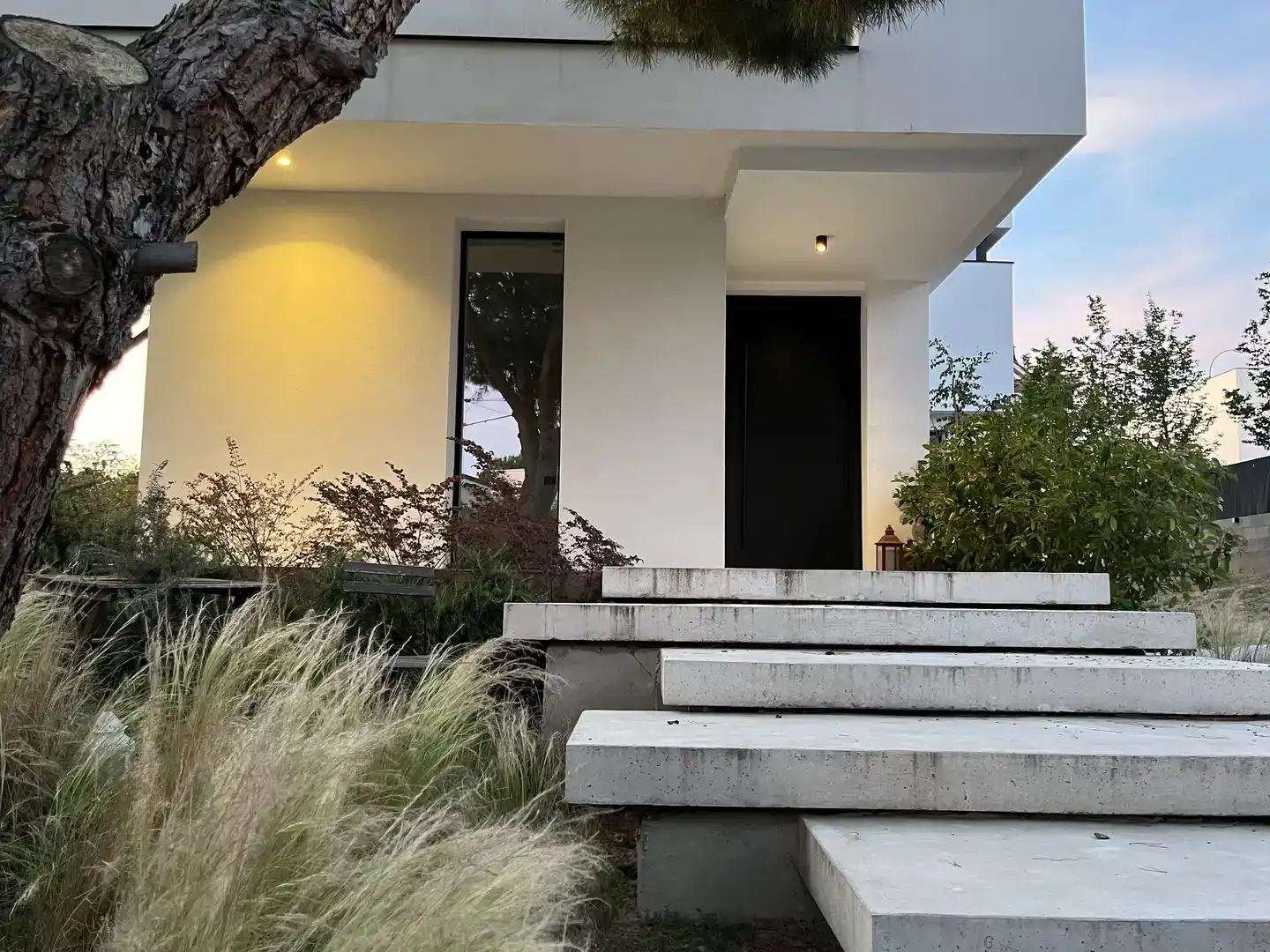 Exterior view of Houses for sale in Los Peñascales