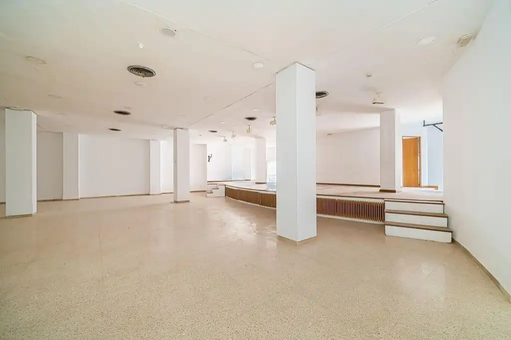 Gewerbefläche zum Verkauf in Avenida Avenida de Ifach, 9, imagen 6