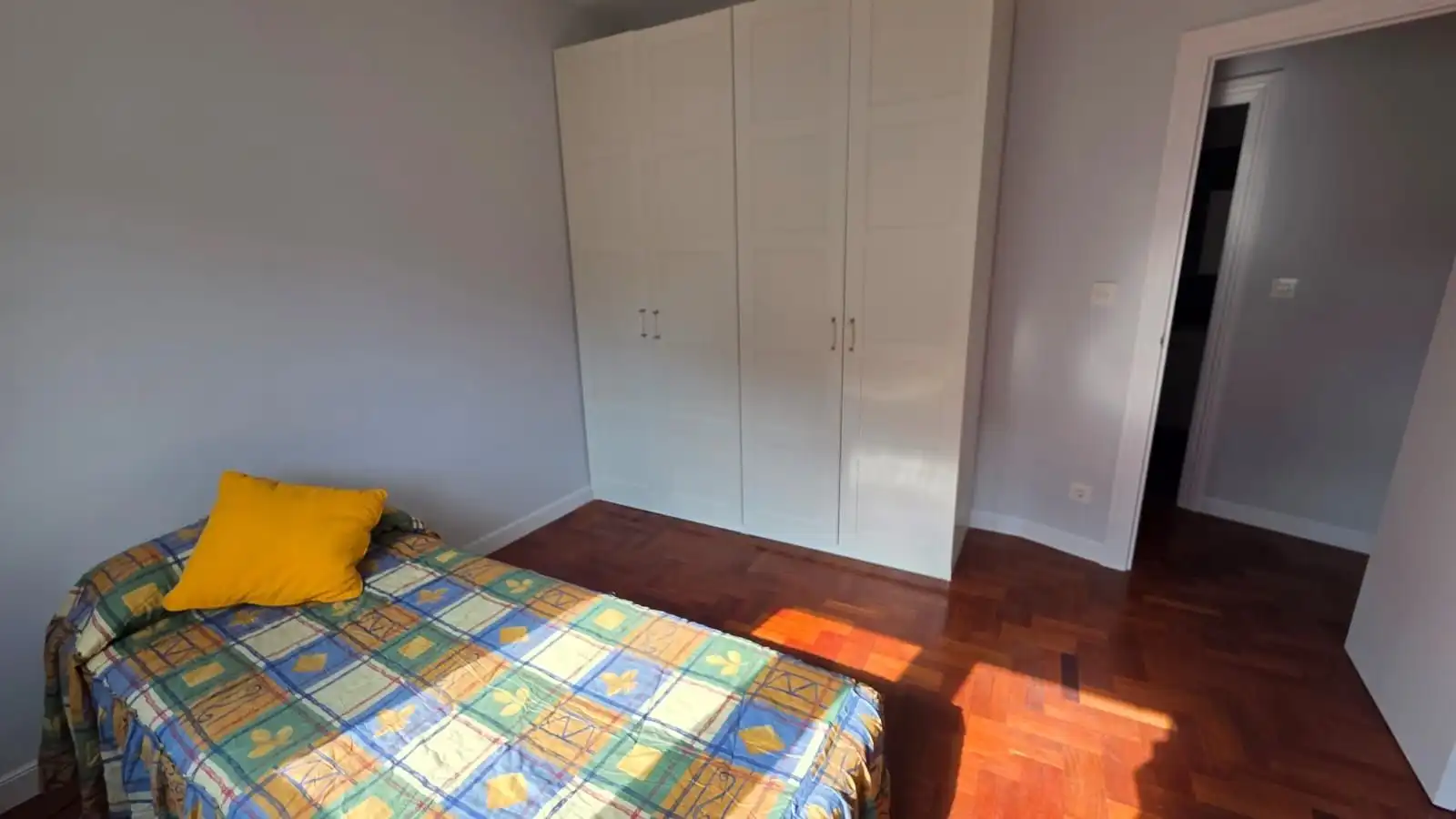 Dormitori de Pis en venda en Castro-Urdiales amb Calefacció i Terrassa