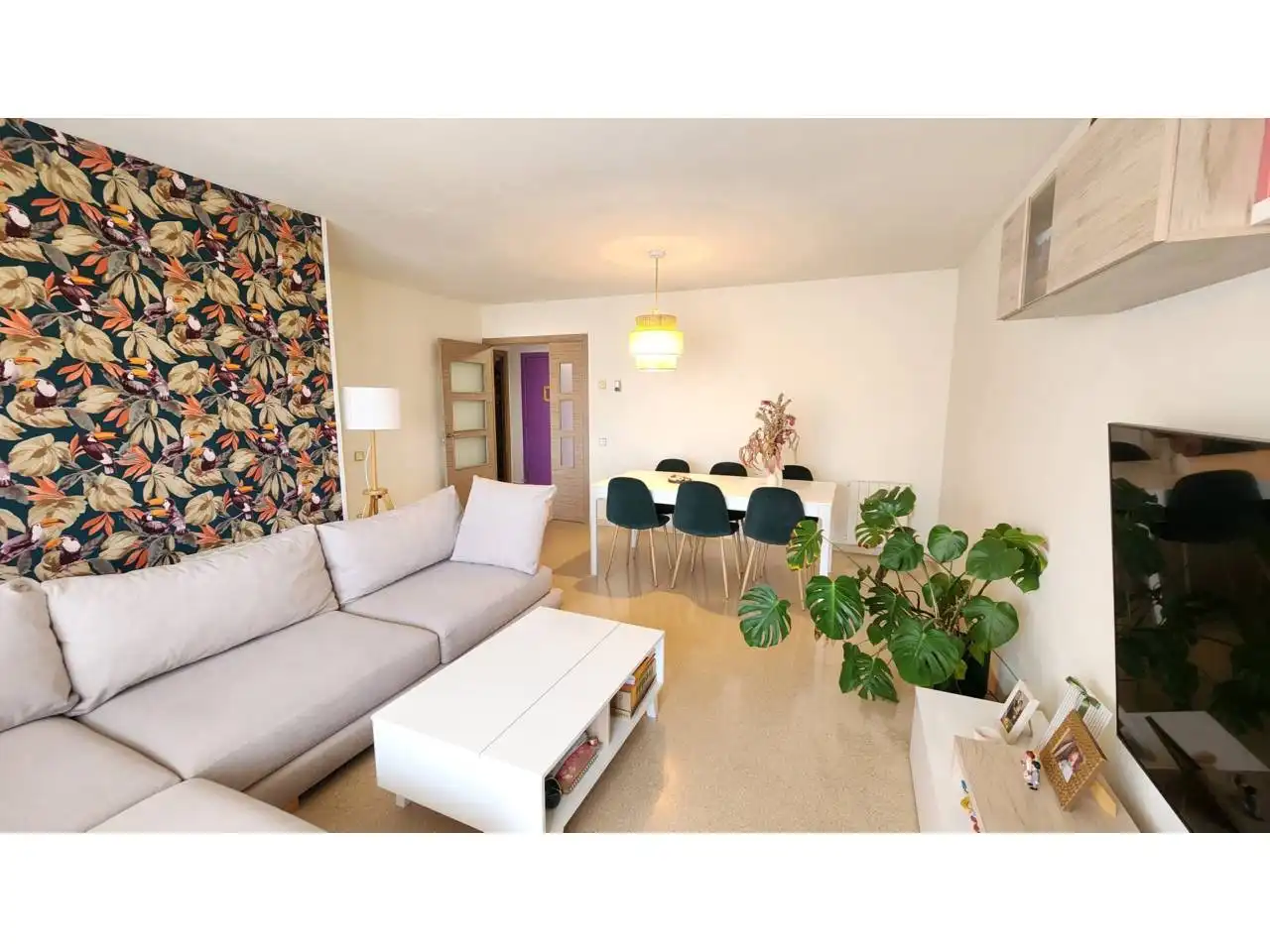 Sala de estar de Piso en venta en Terrassa con Aire acondicionado, Calefacción y Trastero