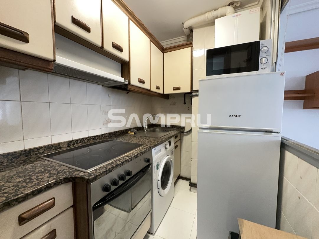 Cocina de Piso en venta en Arrasate / Mondragón con Calefacción, Trastero y Amueblado