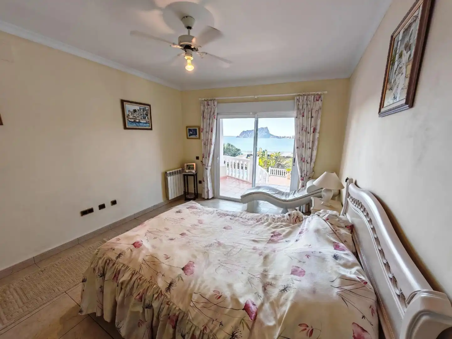 Bedroom of Houses for sale in Moraira