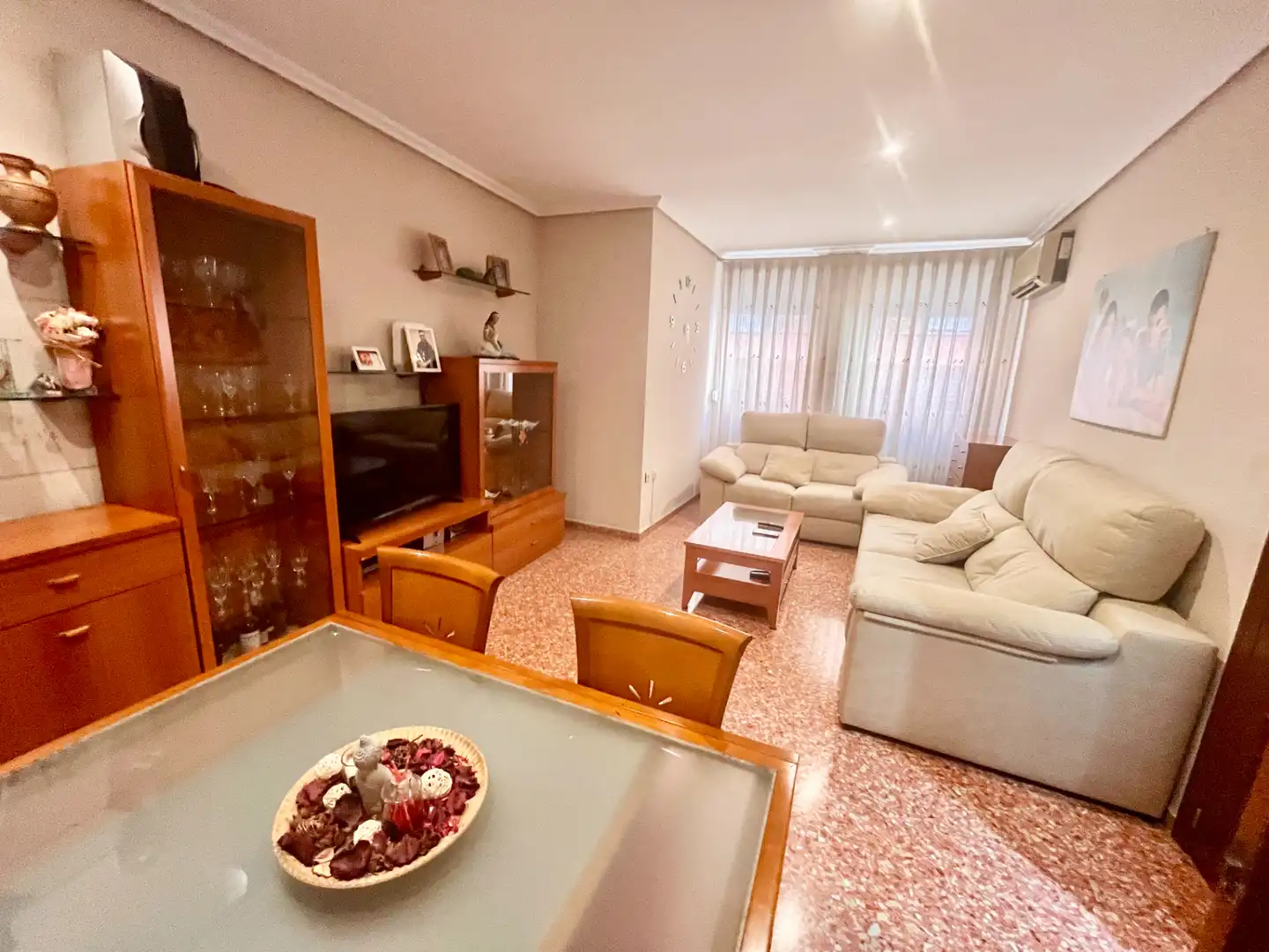 Sala d'estar de Planta baixa en venda en Torrent amb Aire condicionat