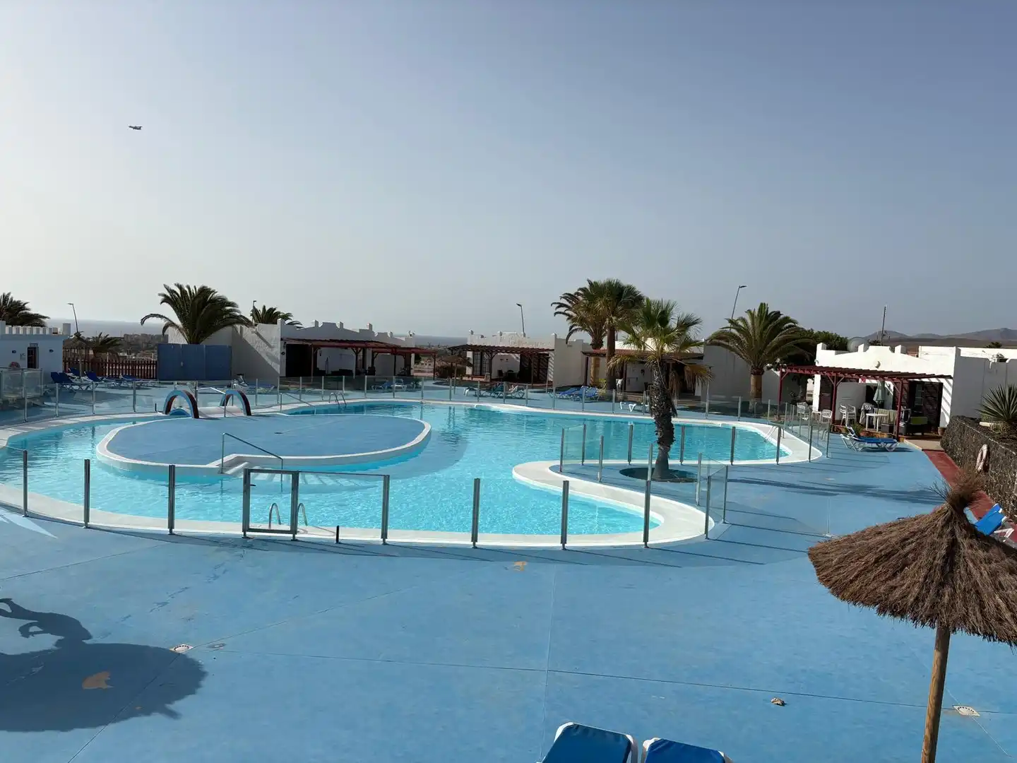 Piscina de Pis en venda en Antigua amb Aire condicionat, Terrassa i Moblat