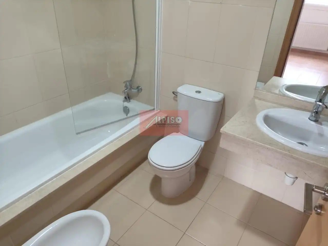 Badezimmer von Wohnung zum Verkauf in Ourense Capital  mit Heizung und Möbliert
