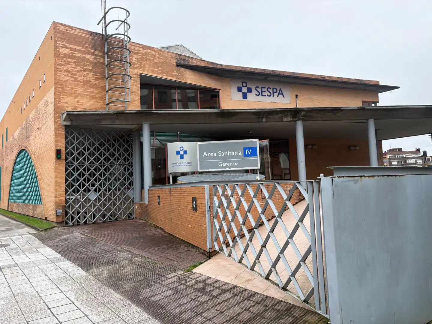 Local de lloguer a Calle de Palmira Villa González, 9, Milán - Pumarín