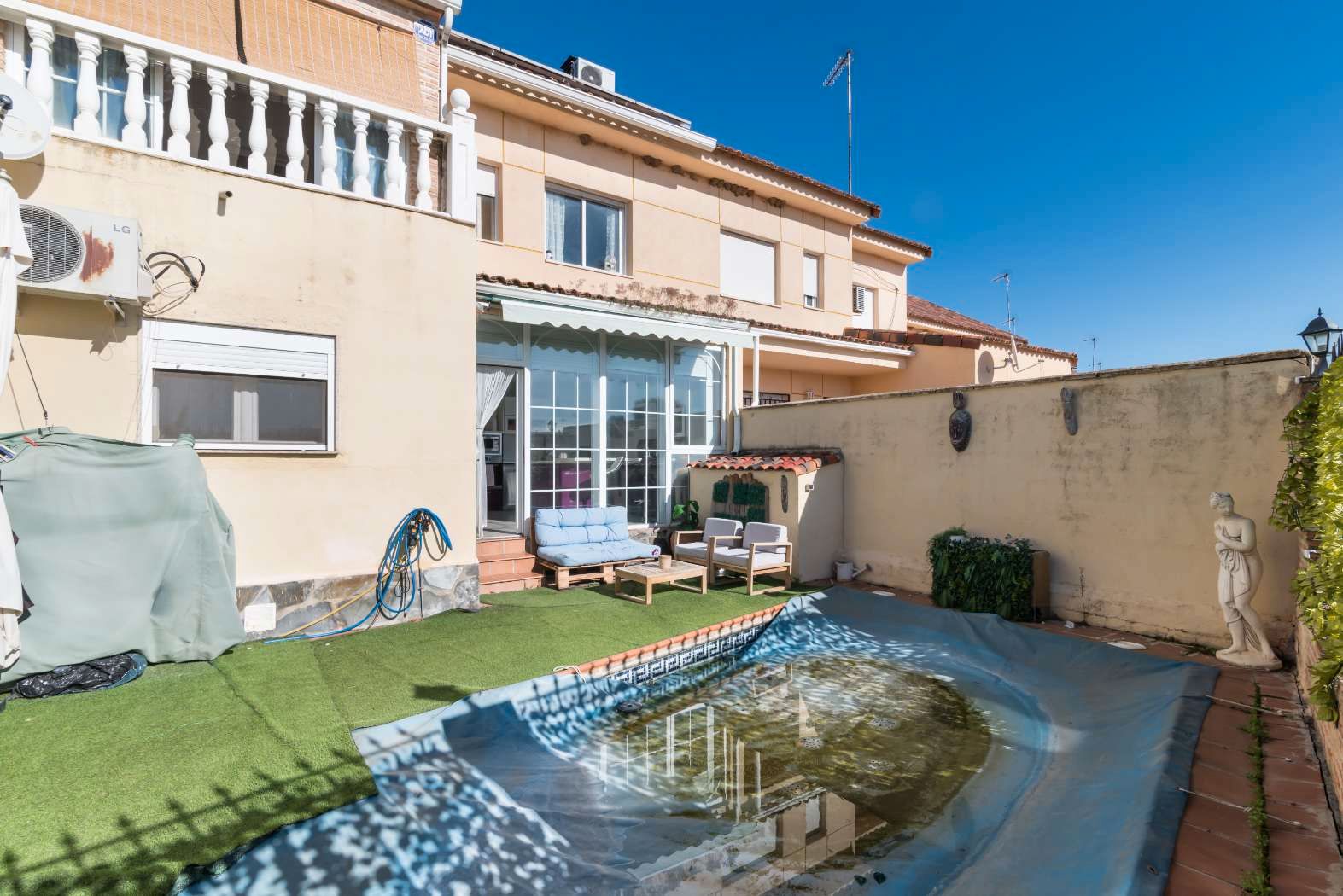 Jardí de Casa adosada en venda en Calera y Chozas amb Aire condicionat, Calefacció i Jardí privat