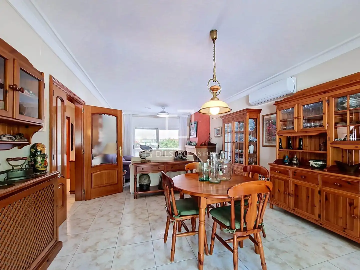 Dining room of Houses for sale in Vilanova i la Geltrú  with Air Conditioner, Heating and Private garden