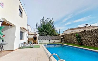 Swimming pool of House or chalet for sale in Sant Pere de Ribes  with Air Conditioner, Heating and Private garden