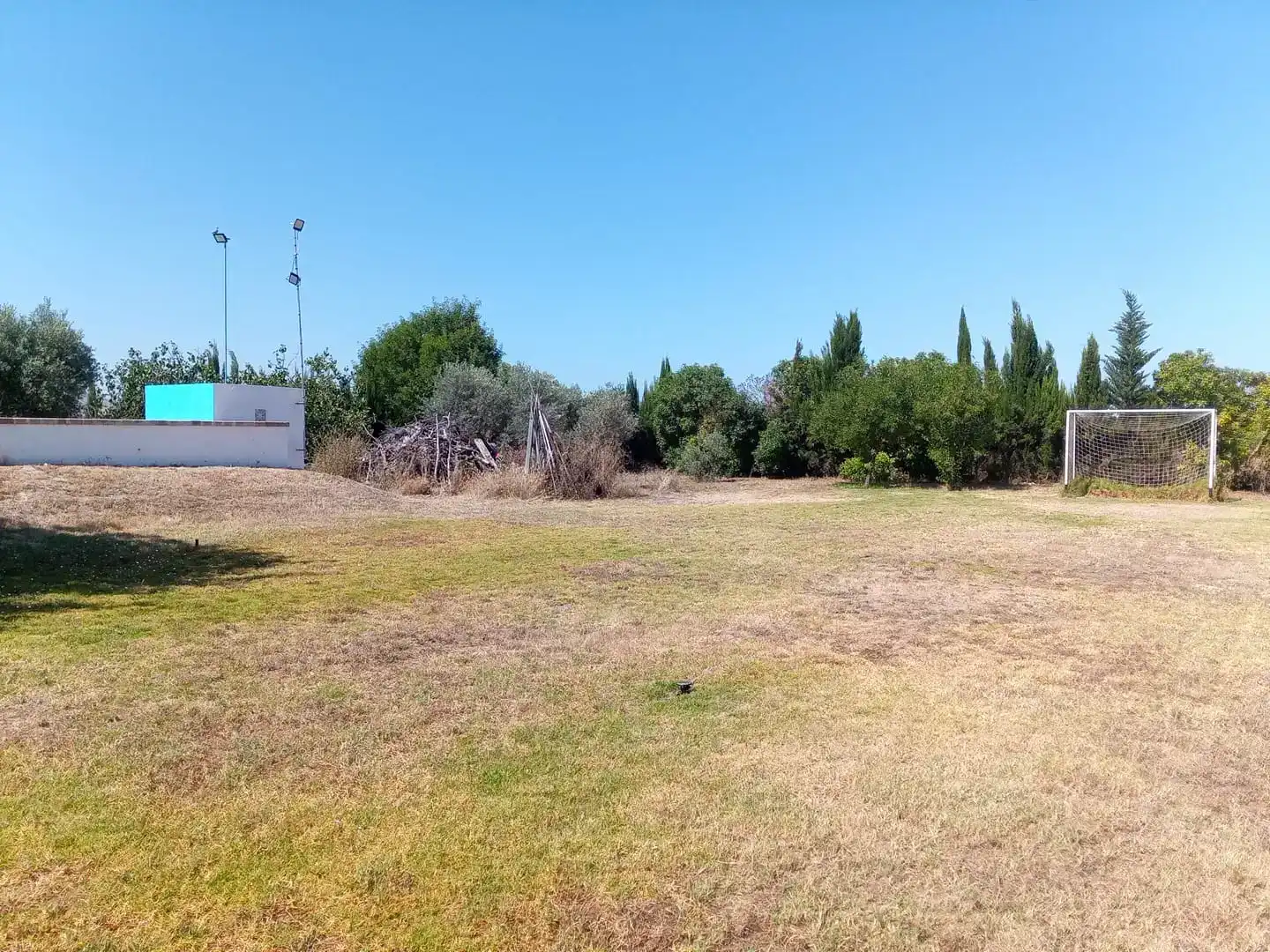Finca rústica en venta en Utrera con Aire acondicionado, Piscina y Amueblado