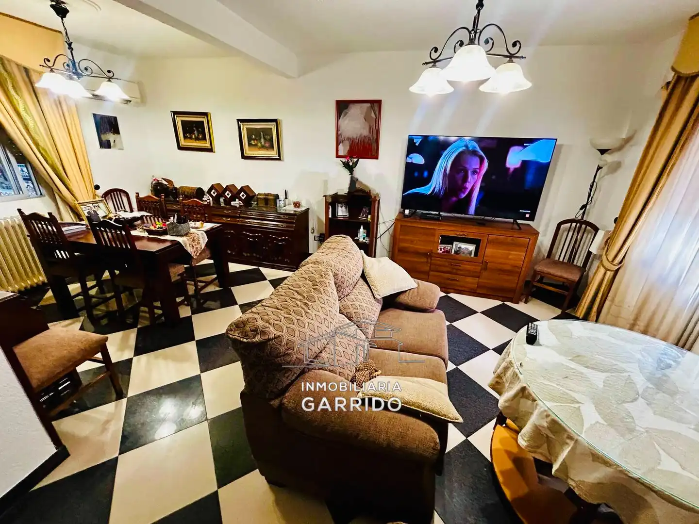 Living room of Houses for sale in Úbeda  with Air Conditioner, Heating and Terrace