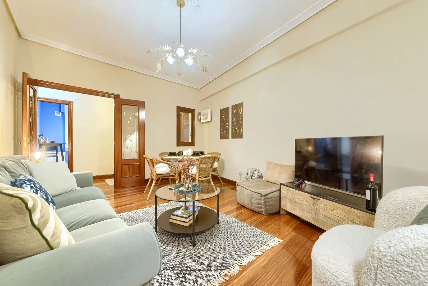 Sala de estar de Apartamento de alquiler en Bilbao  con Calefacción, Amueblado y Lavadora
