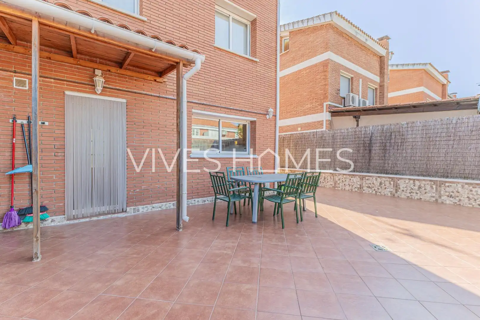 Terrasse von Haus oder Chalet zum Verkauf in Sant Vicenç de Montalt mit Klimaanlage, Heizung und Privatgarten