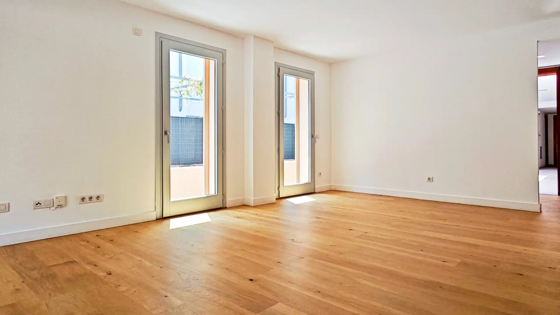 Wohnzimmer von Erdgeschoss zur Miete in  Palma de Mallorca mit Klimaanlage, Heizung und Parkett