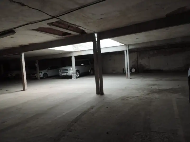 Parking de Piso en venta en Guadalajara con Calefacción, Parquet y Terraza