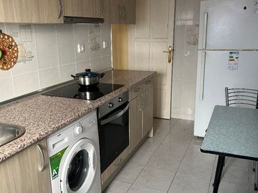 Flat with lift for sale in Calle de Menéndez Pelayo 4