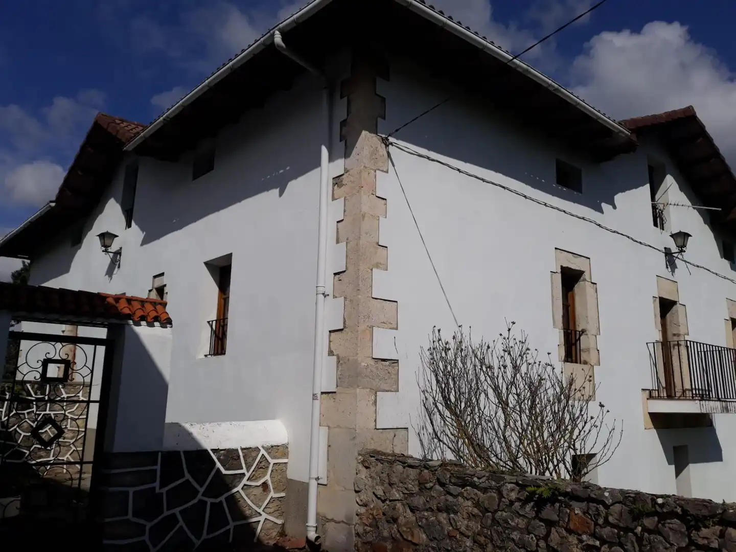 Exterior view of Houses for sale in Valle de Mena  with Private garden, Furnished and Balcony