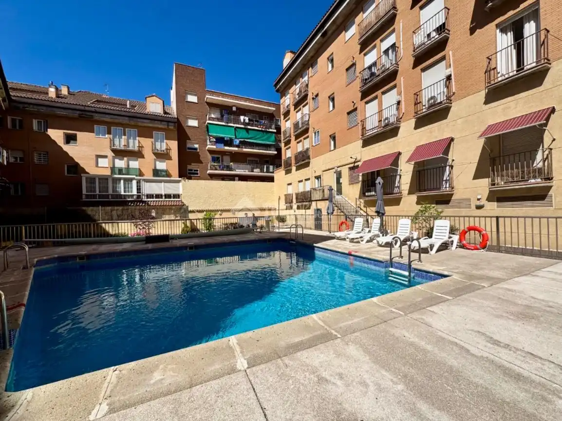 Piscina de Piso en venta en San Sebastián de los Reyes con Aire acondicionado, Calefacción y Terraza