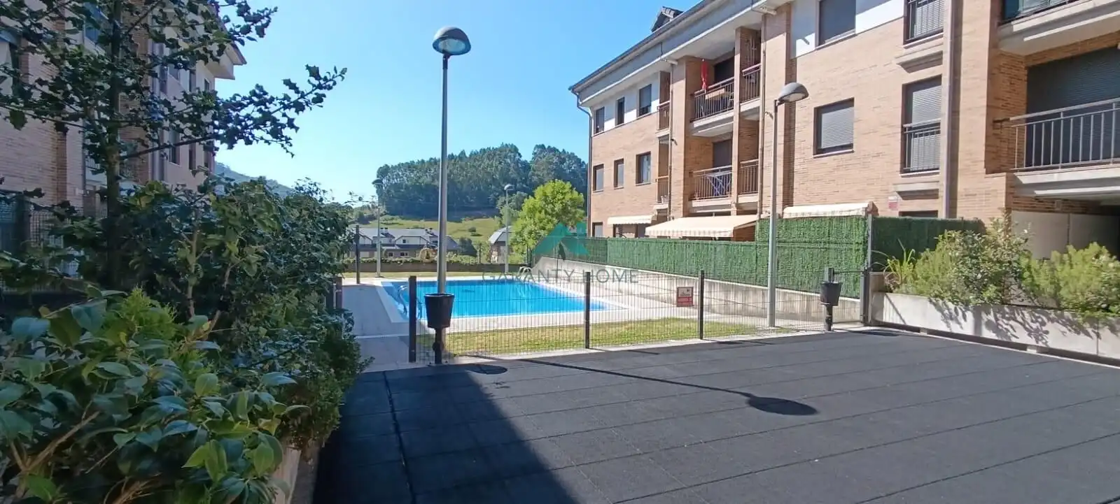 Piscina de Ático de alquiler en Limpias con Calefacción, Balcón y Piscina comunitaria