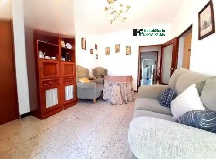 Sala d'estar de Pis en venda en Alburquerque amb Balcó