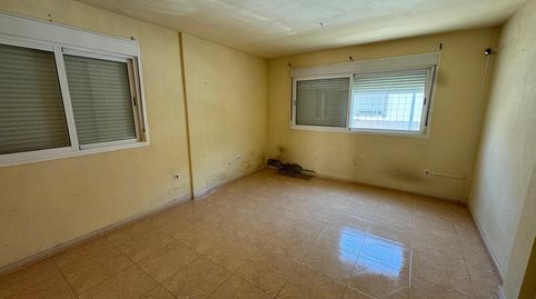 Foto 2 de Casa o xalet en venda a C/ Ecija, San Isidro - Campohermoso, Níjar