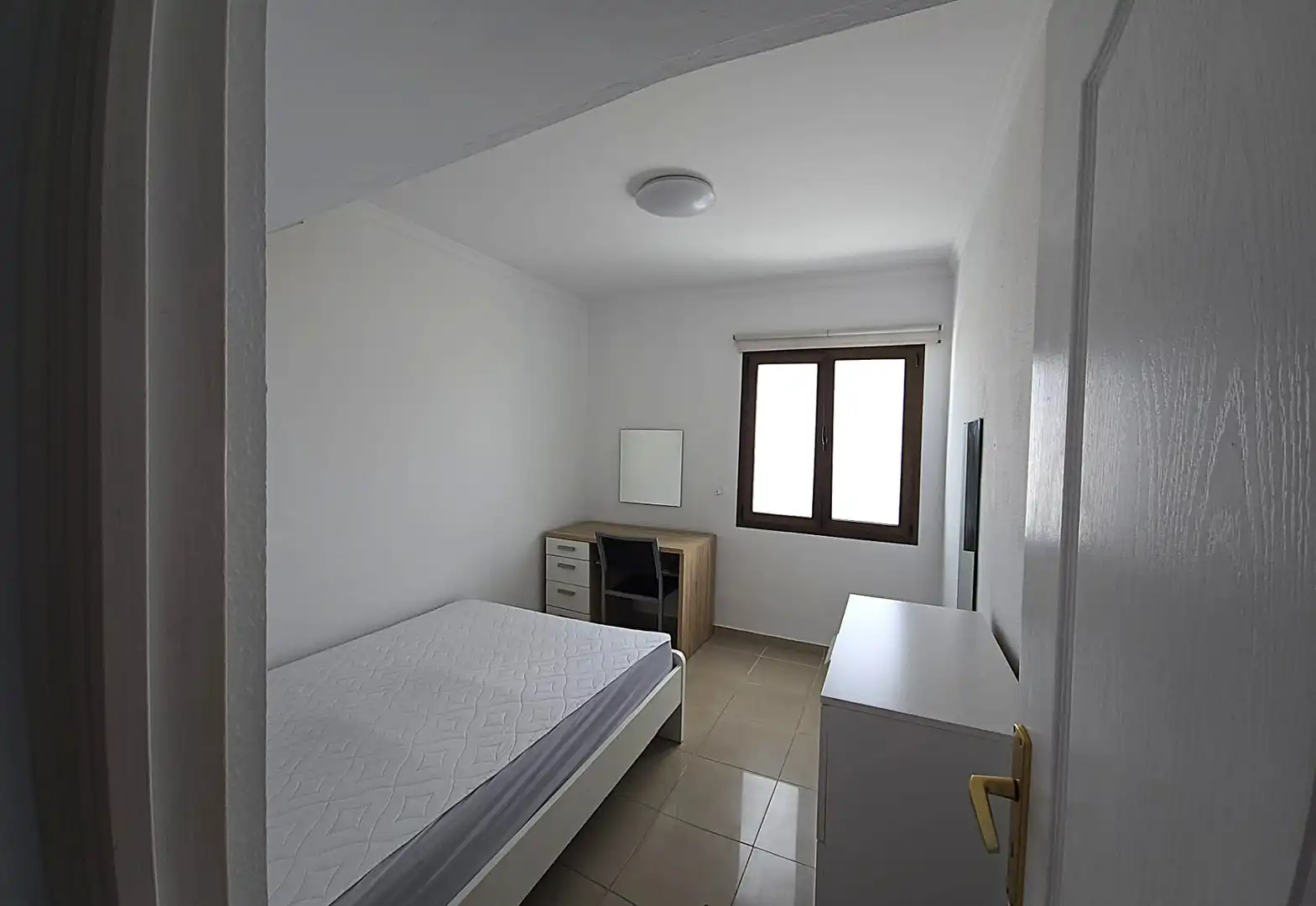 Dormitori de Àtic de lloguer en Las Palmas de Gran Canaria amb Terrassa, Moblat i Forn