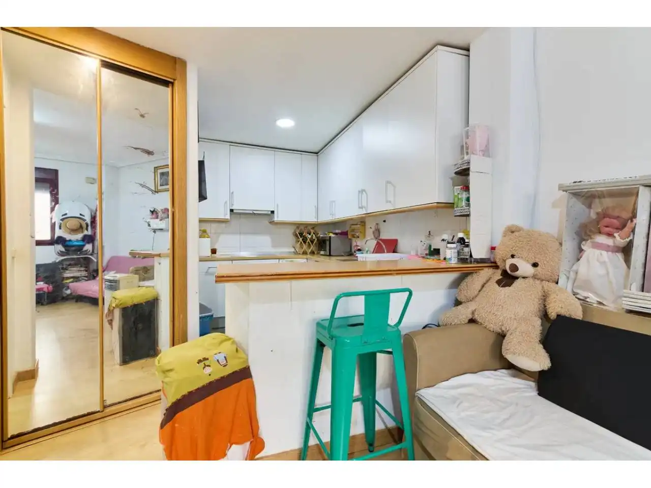 Cuina de Pis en venda en Barcelona amb Aire condicionat, Parquet i Moblat