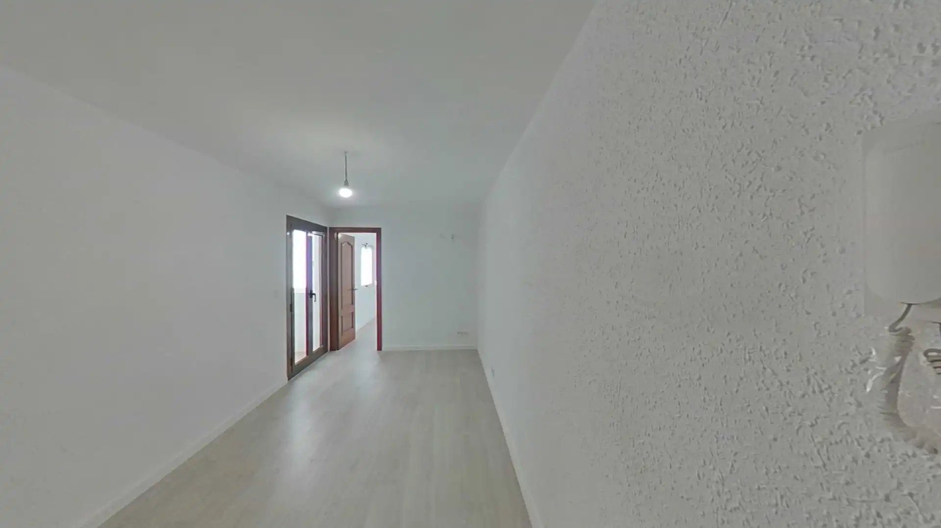 Piso en venta en Badalona con Parquet y Horno