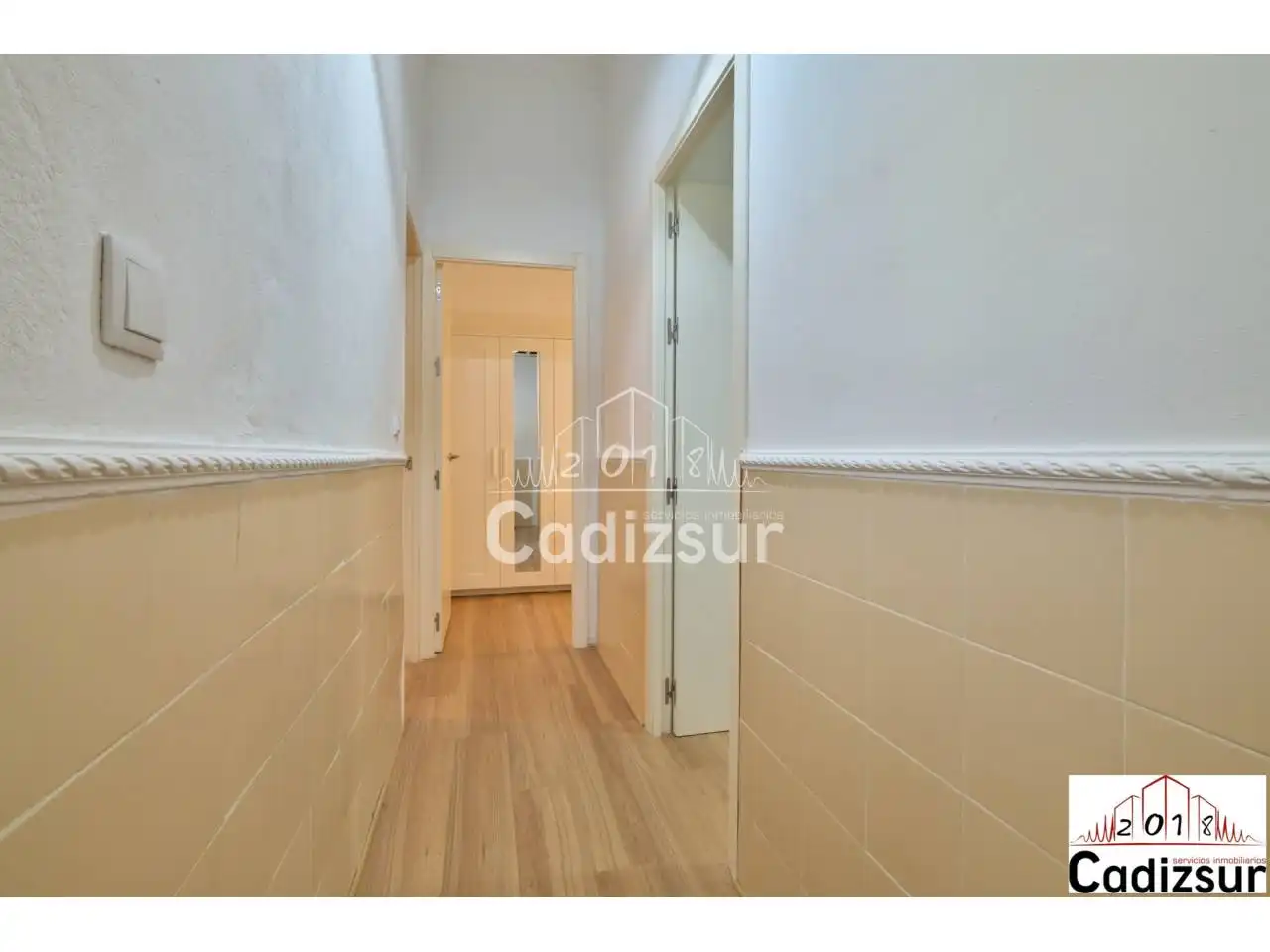 Piso en venta en Cádiz con Trastero y Amueblado