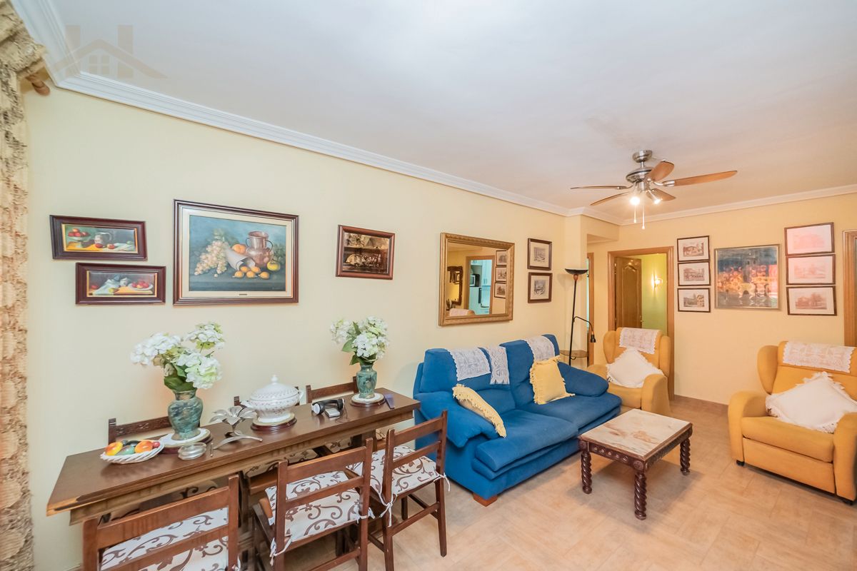 Living room of Flat for sale in Colmenar Viejo  with Heating, Terrace and Storage room
